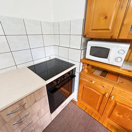 извор 6 Apartman *