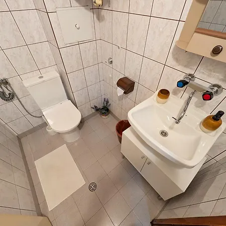 Apartman извор 6